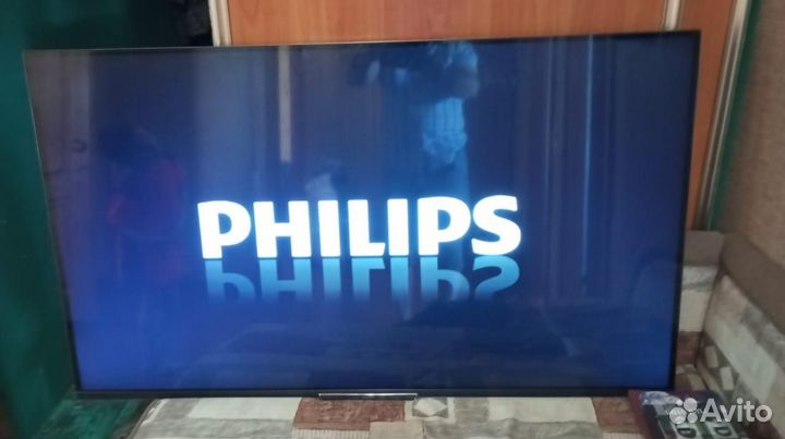 Телевизор PHilips 55