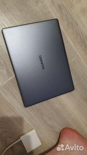 Huawei matebook 13 amd