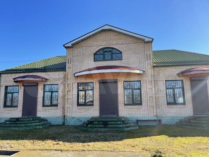 Дом 200 м² на участке 100 сот.