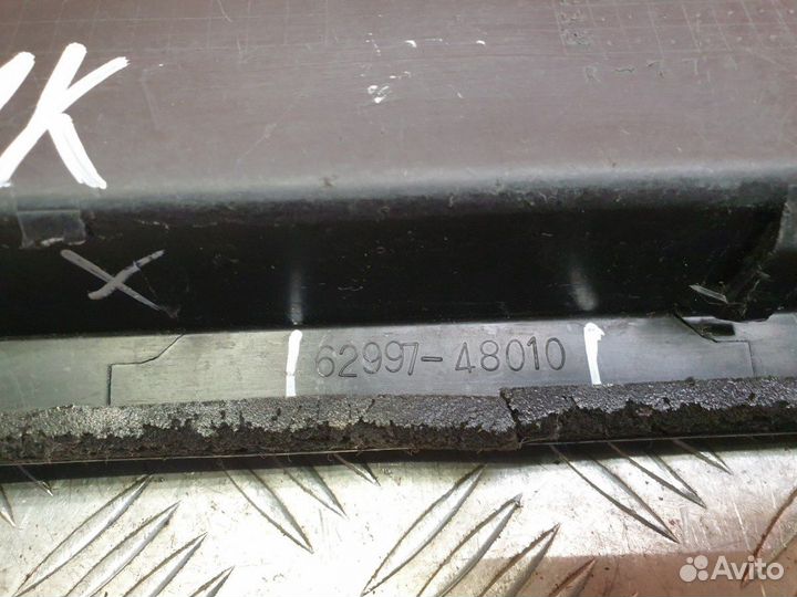 Решетка вентиляционная задняя правая Lexus Rx 3