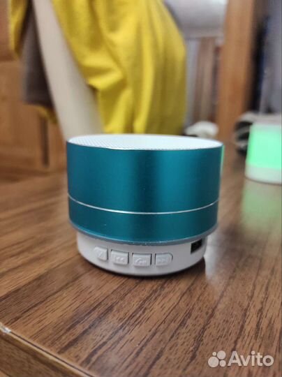 Мини блютуз-колонка