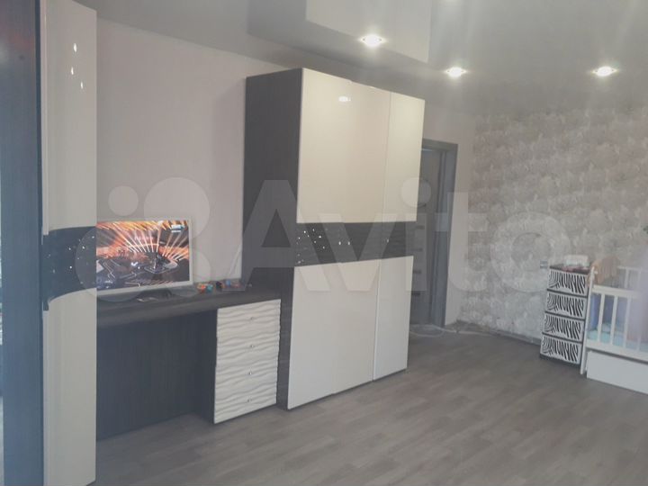 2-к. квартира, 60 м², 2/5 эт.