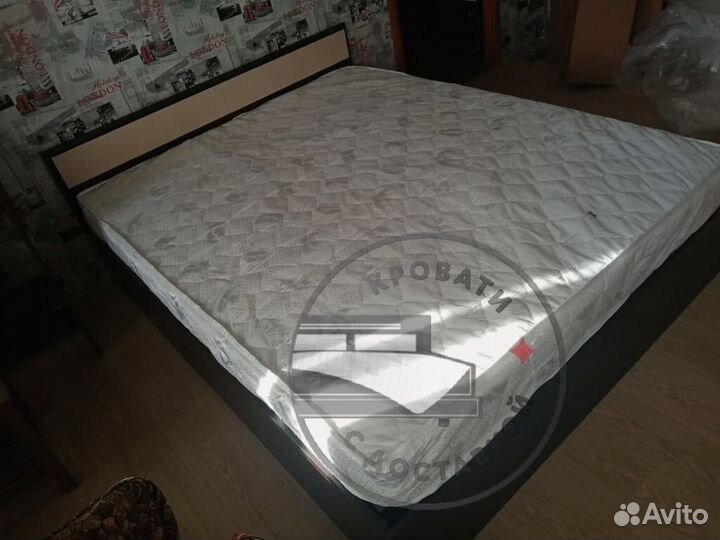 Кровать двуспальная