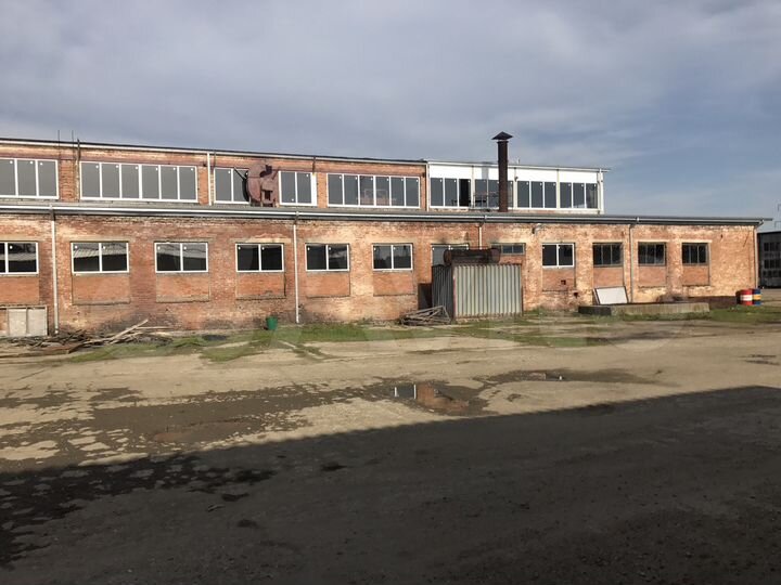 Производство, 1700 м²