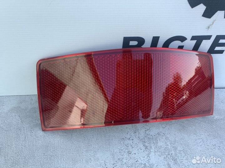 Отражатель в задний бампер Mercedes A2048200174