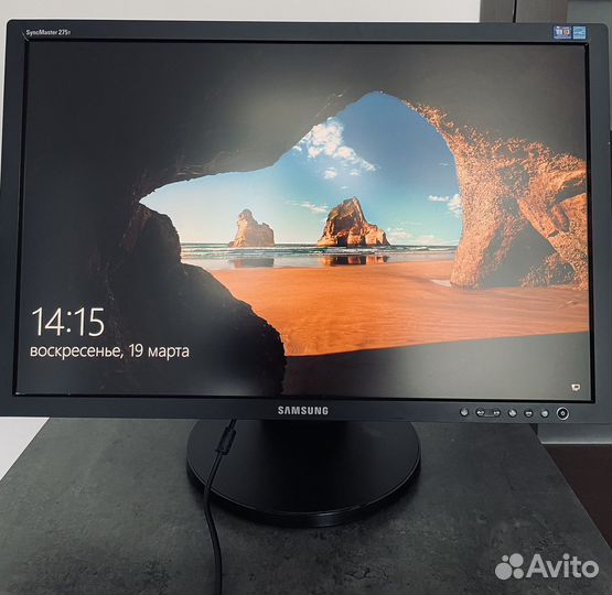 Монитор Samsung SyncMaster 275T