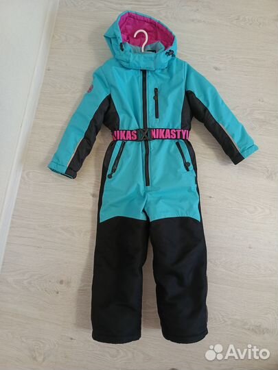 Зимний комбинезон и ботинки фирмы Nikastyle
