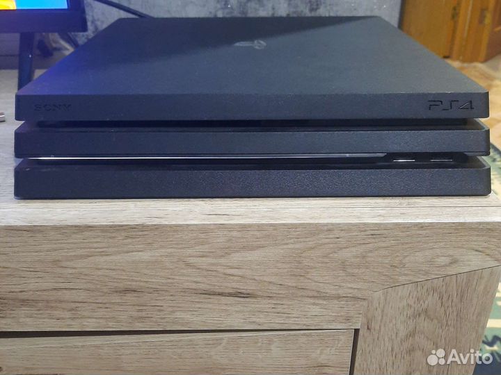 Sony PS4 Pro 1tb