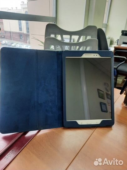 Планшет Samsung Galaxy Tab A SM-T555 9.7 16Gb LTE