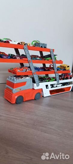 Hot Wheels Mega Hauler Автовоз грузовик