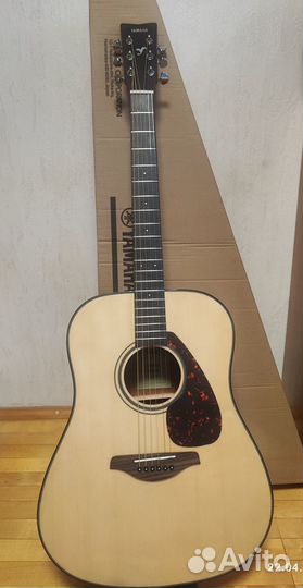 Акустическая гитара Yamaha FG800