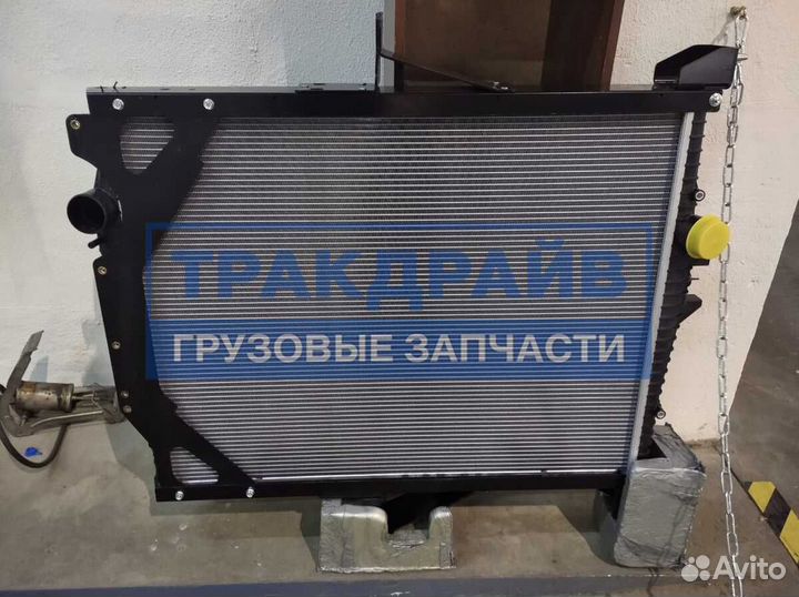 Радиатор Вольво фм 9 12 900*708*48 мм. с рамкой аналог 20536920