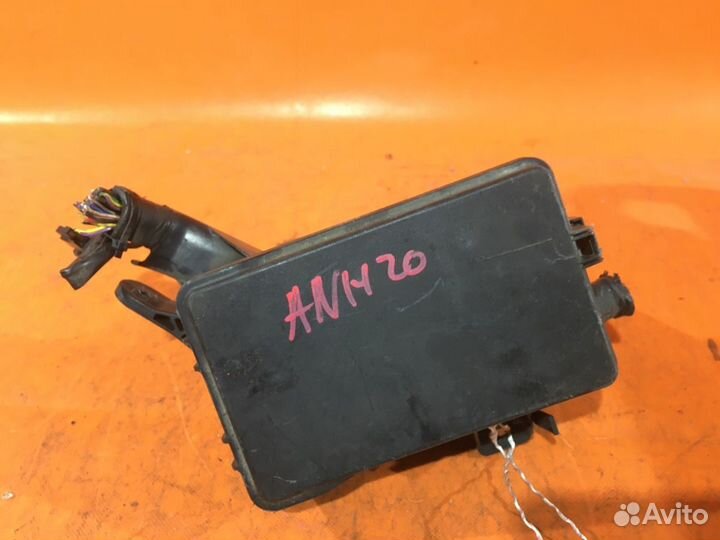 Блок предохранителей Toyota Vellfire ANH20W