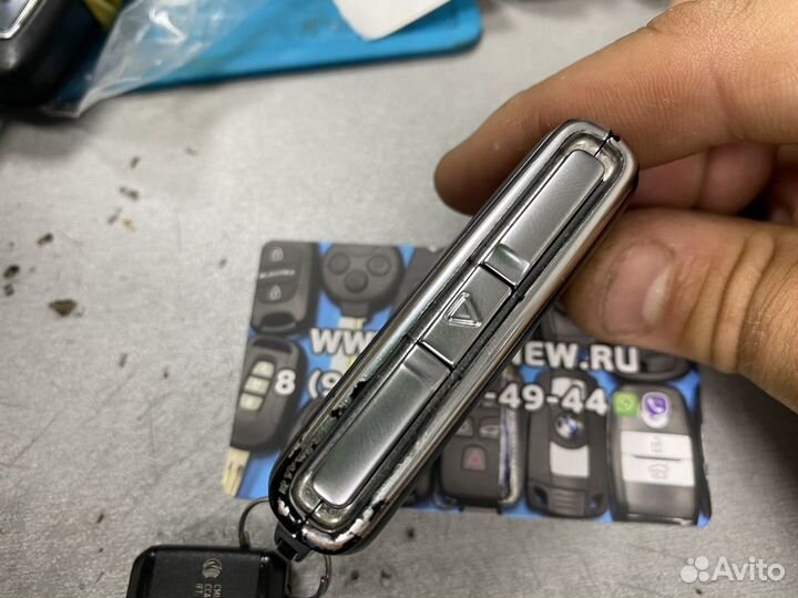 Смарт ключ Volvo