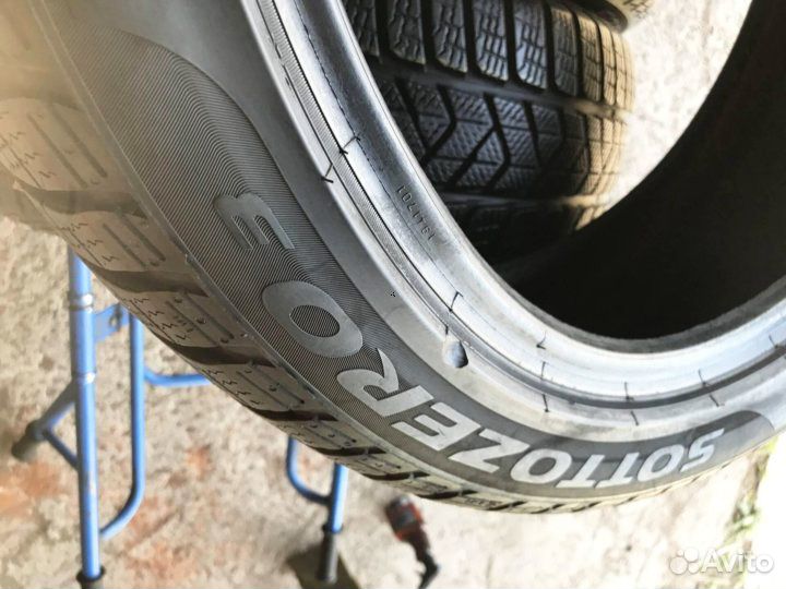 Pirelli Winter Sottozero 3 215/50 R18
