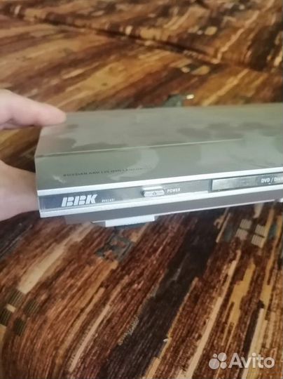 Dvd плеер bbk DV514SI