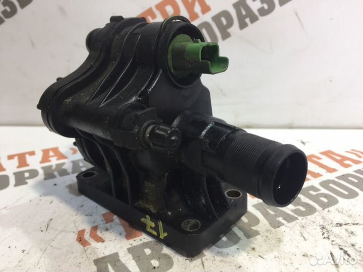 Ситроен С4 Пикассо Корпус термостата