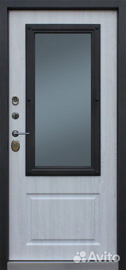 Входная дверь 