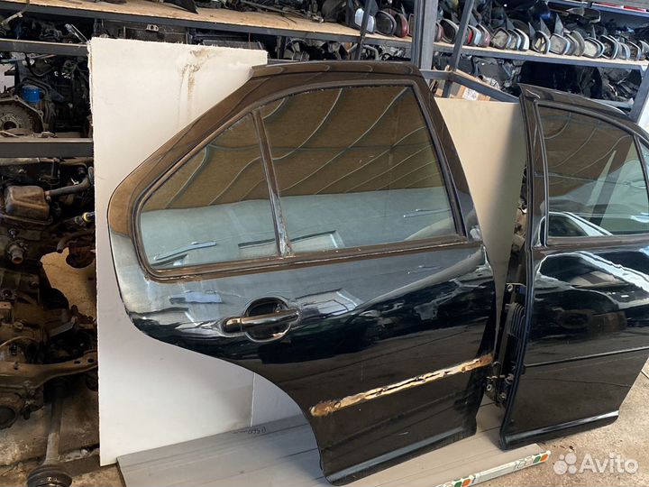 Volkswagen Bora задние двери в сборе