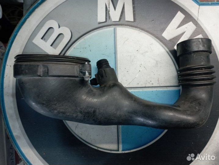 Патрубок интеркулера Bmw 3 E90