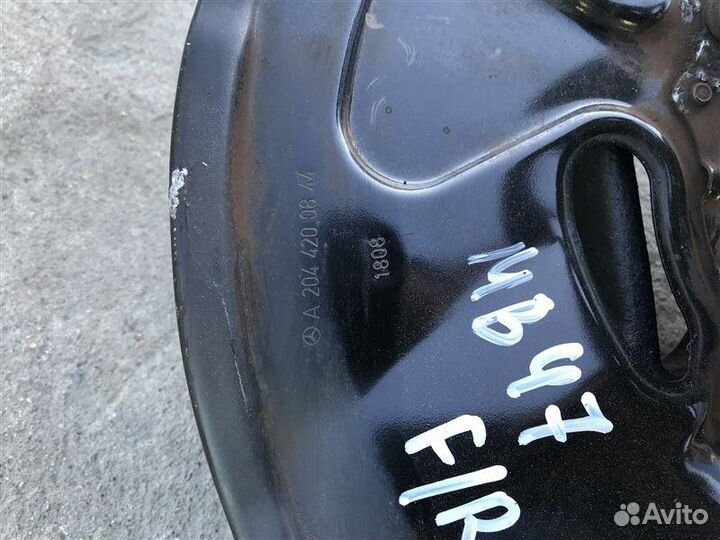 Ступица передняя правая Mercedes-Benz C-Class W204