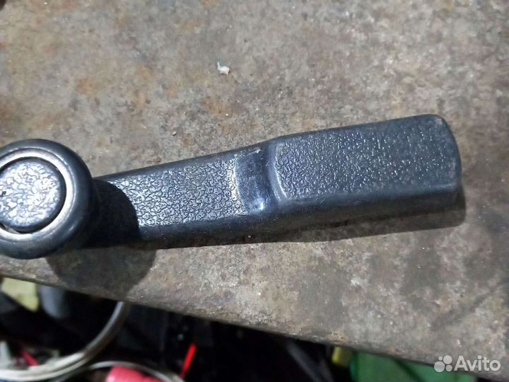 Ручка стеклоподъёмника ваз-2107