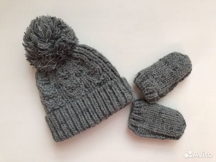 Новые шапка и рукавички next 3-9 мес