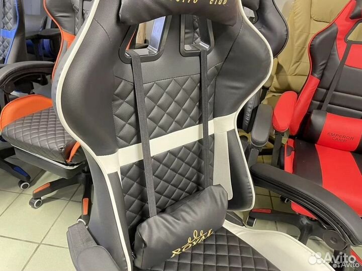 Компьютерное офисное кресло с массажем (новые)