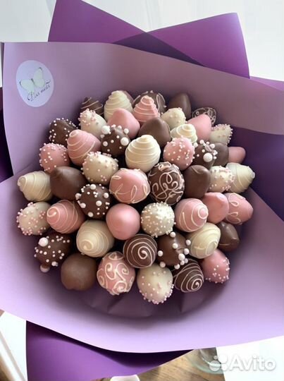 Букеты из клубники в шоколаде