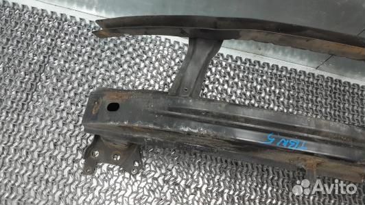 Усилитель бампера передний (кронштейн) volkswagen