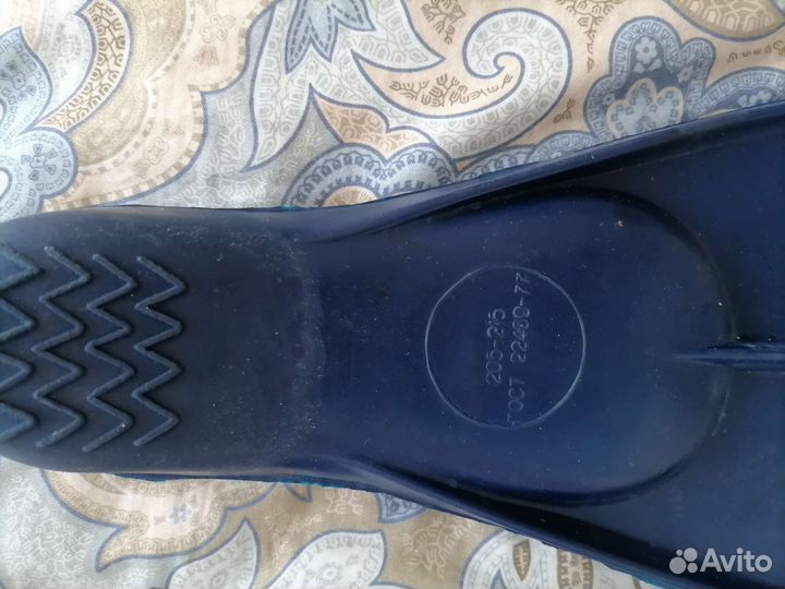 Шапочка, ласты