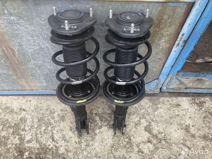 Стойки Ist,Succeed,Caldina,Allion,Spasio