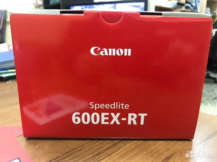 Вспышка Canon Speedlite 600 EX-RT
