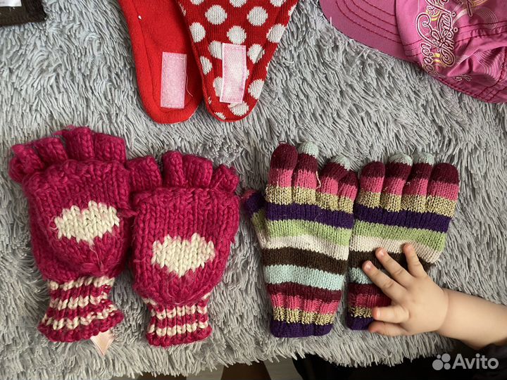 Пакет шапок на девочку 2-6 лет