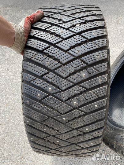 Goodyear UltraGrip Ice Arctic SUV 275/45 R20