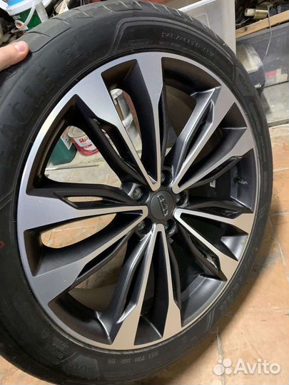 Оригинальный к-т Geely Tugelle R20