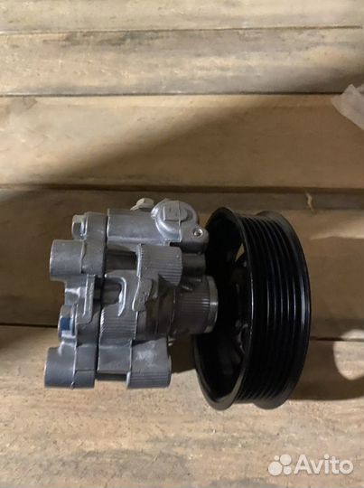 Насос гур Toyota Camry 40