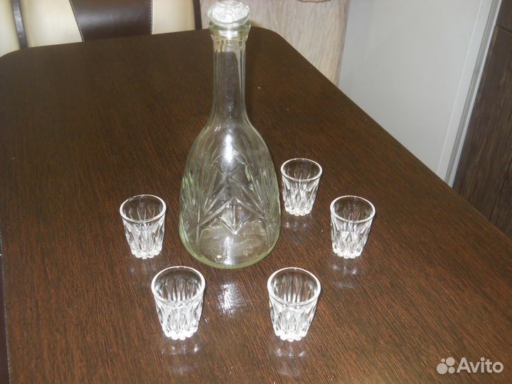 Стаканы, бокалы, рюмки и другая посуда