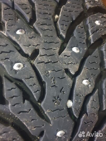 Nokian Tyres Hakkapeliitta 9 SUV 225/60 R18 104T