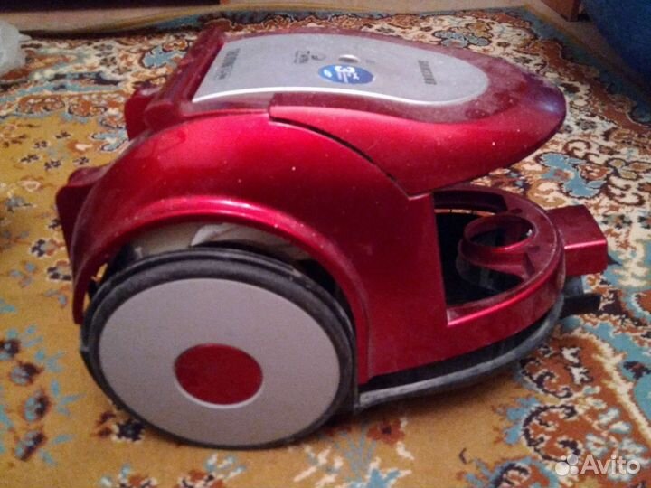 Пылесос Samsung 1800