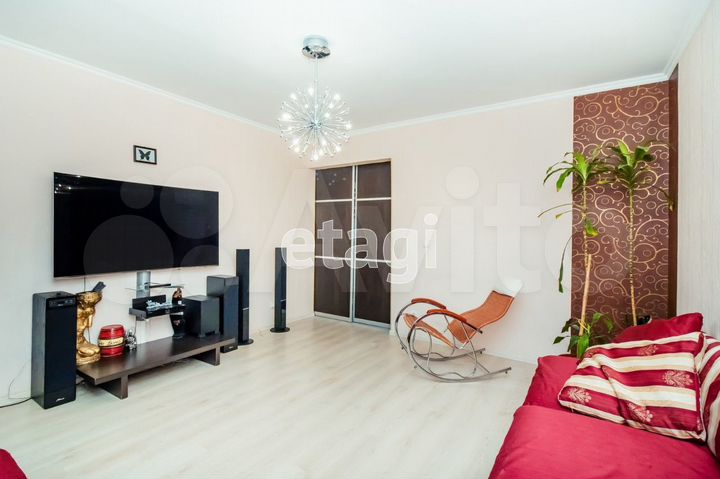 3-к. квартира, 96,4 м², 3/5 эт.