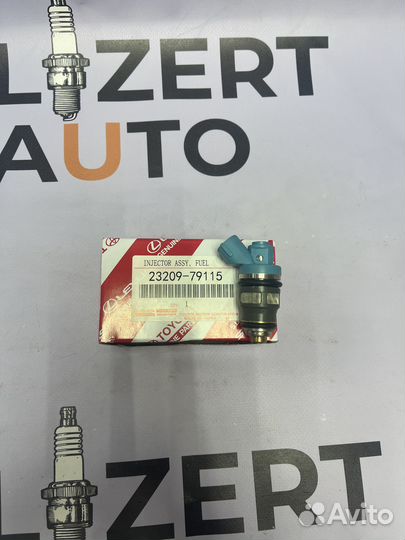 Инжектор форсунка Toyota 23209-79115