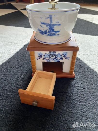 Гжель, цветное стекло, кофемолка