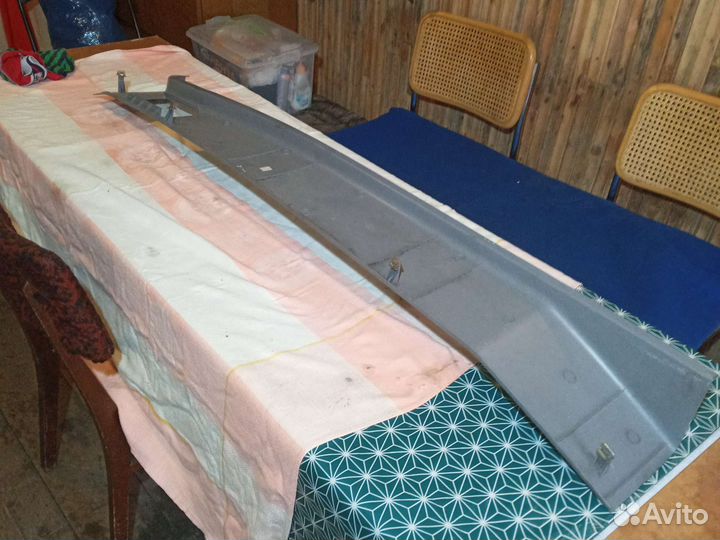 Обшивка центральной стойки mercedes sprinter