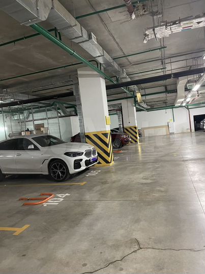 Машиноместо, 14 м²