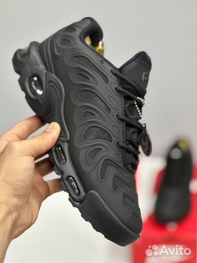 Кроссовки Nike Air Max Tn Plus