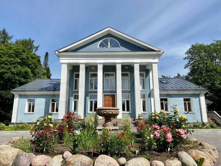 Коттедж 500 м² на участке 60 сот.