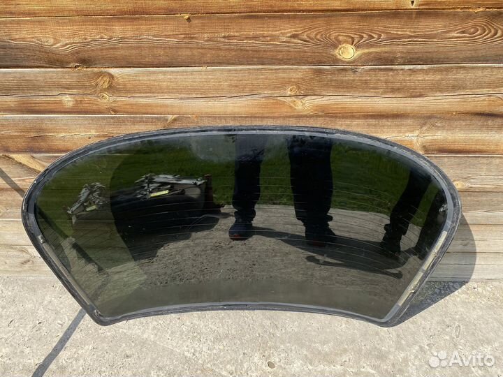 Заднее стекло