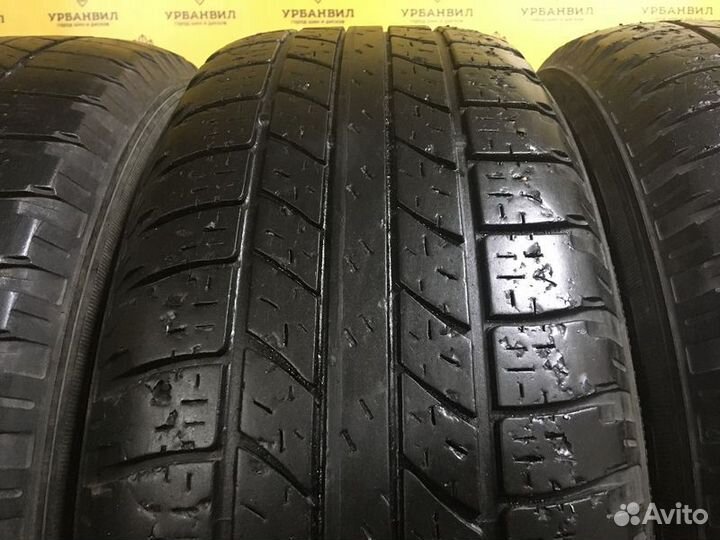 Goodyear Wrangler HP All Weather 235/65 R17 104H