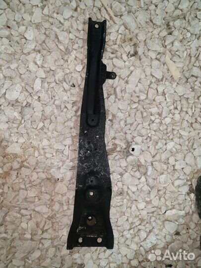 Лыжа подрамника Mitsubishi Lancer 10 Лансер